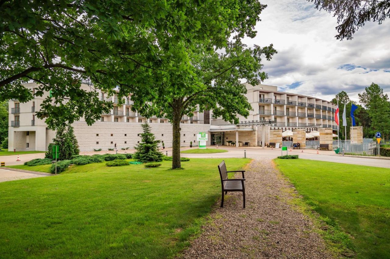 Holiday Inn Resort Warsaw Jozefow By Ihg Екстер'єр фото