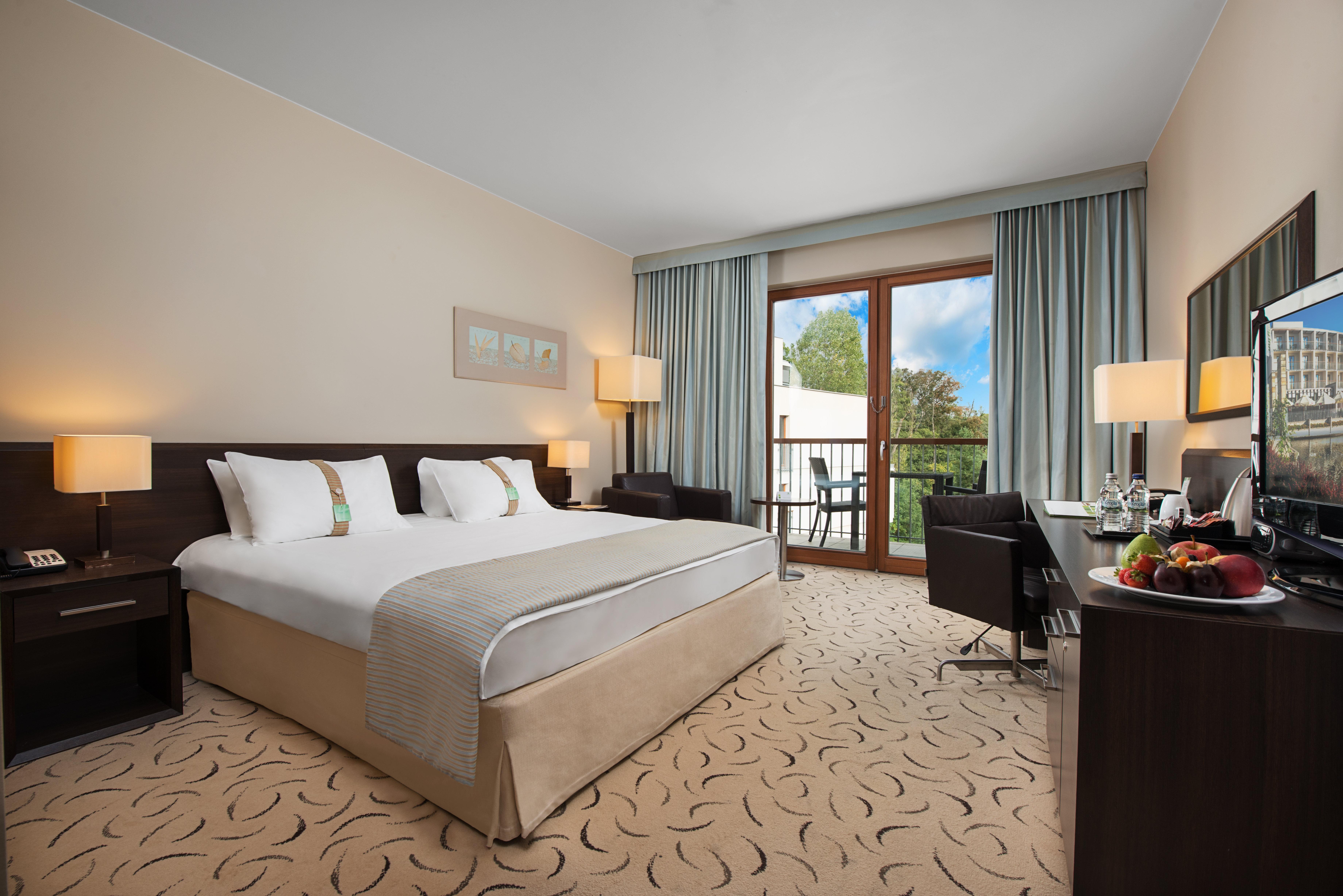 Holiday Inn Resort Warsaw Jozefow By Ihg Екстер'єр фото
