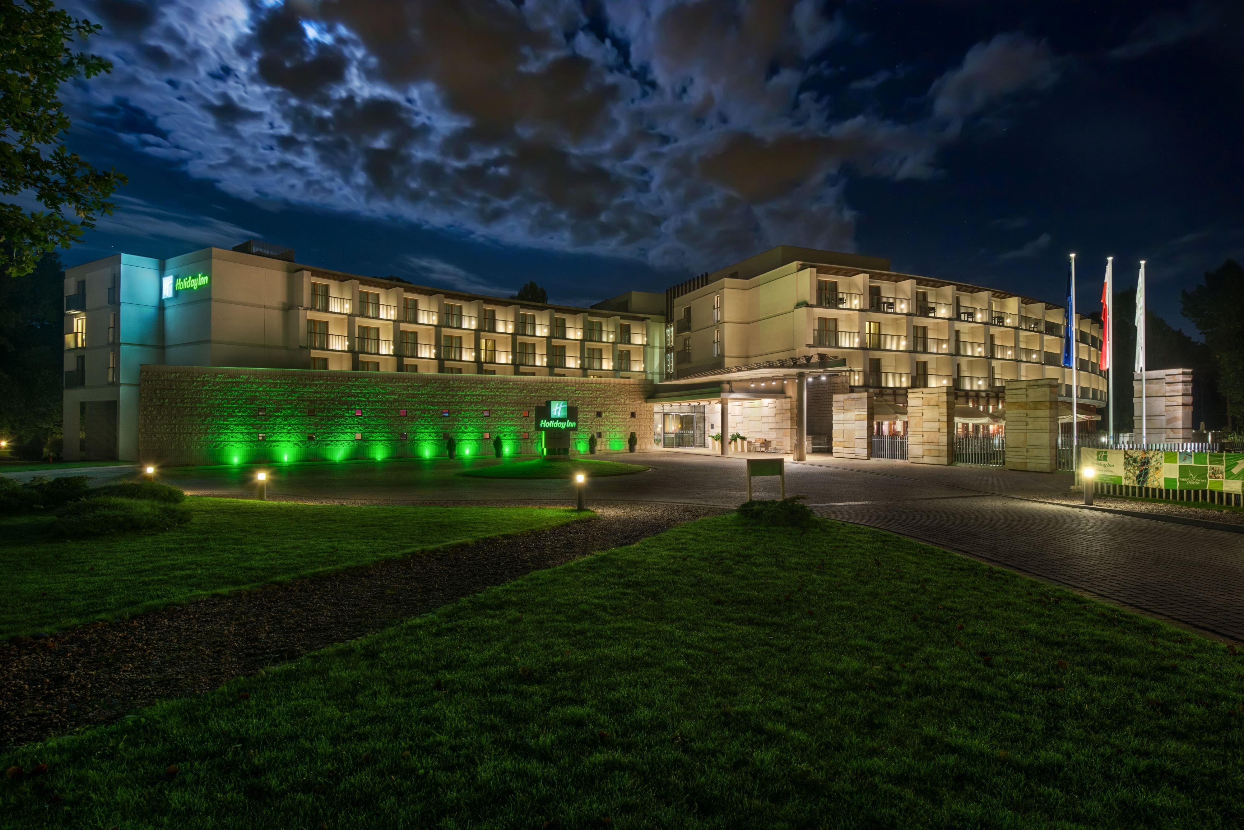 Holiday Inn Resort Warsaw Jozefow By Ihg Екстер'єр фото
