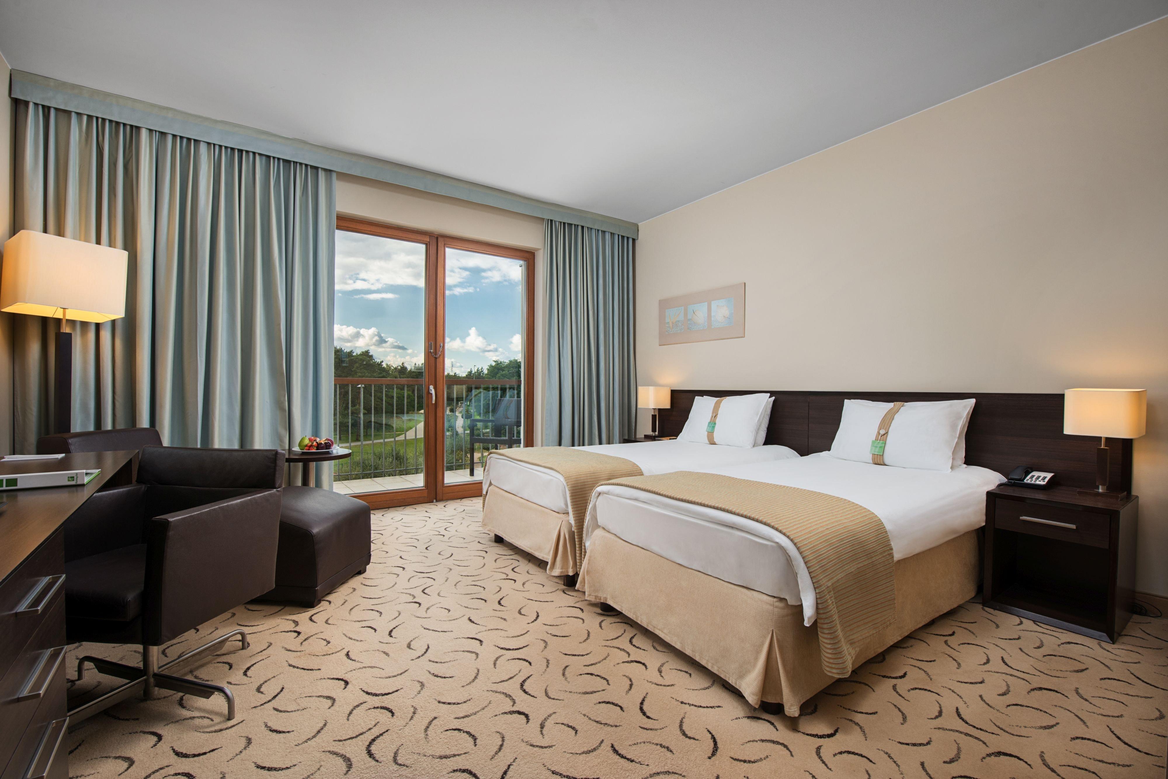 Holiday Inn Resort Warsaw Jozefow By Ihg Екстер'єр фото