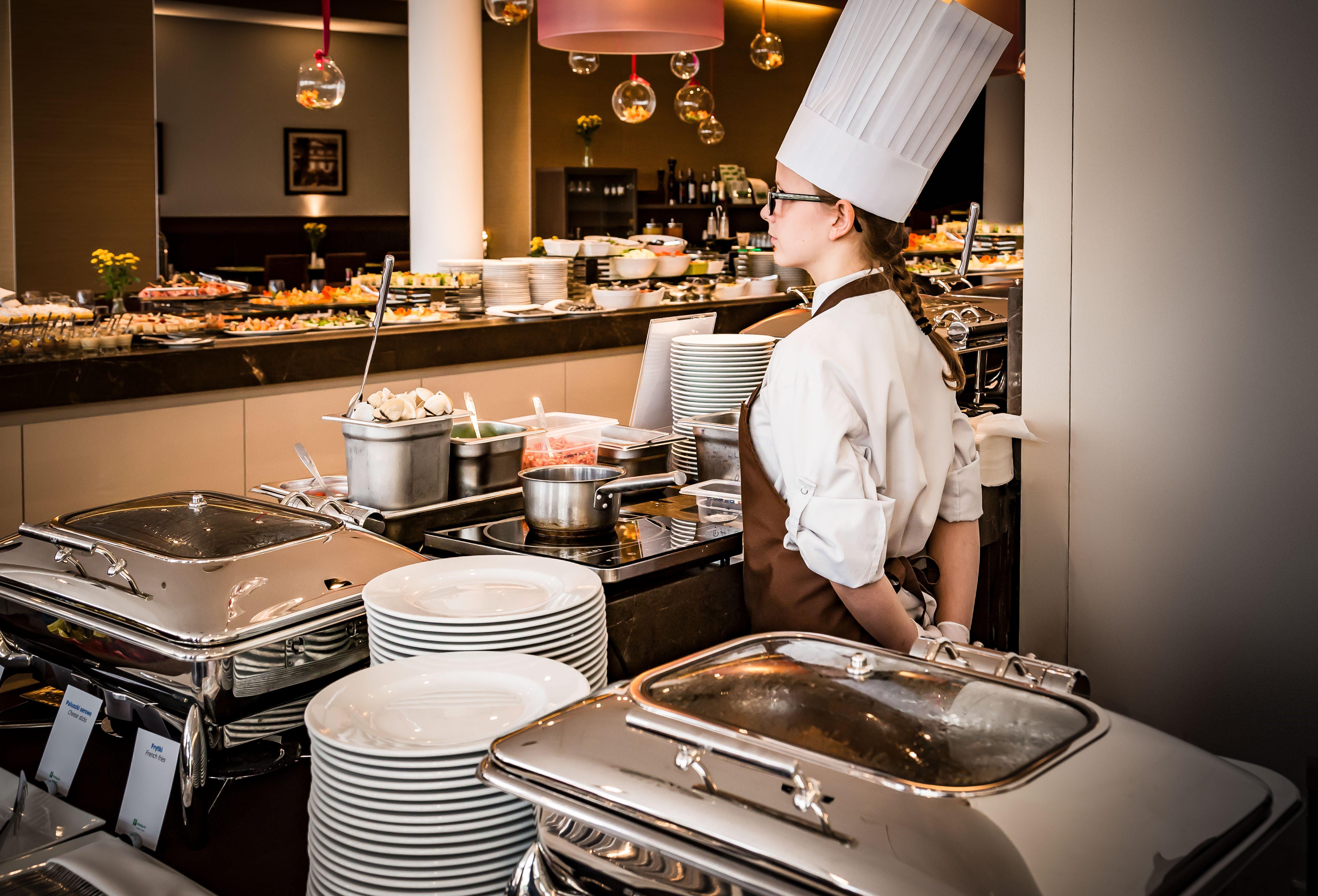 Holiday Inn Resort Warsaw Jozefow By Ihg Екстер'єр фото