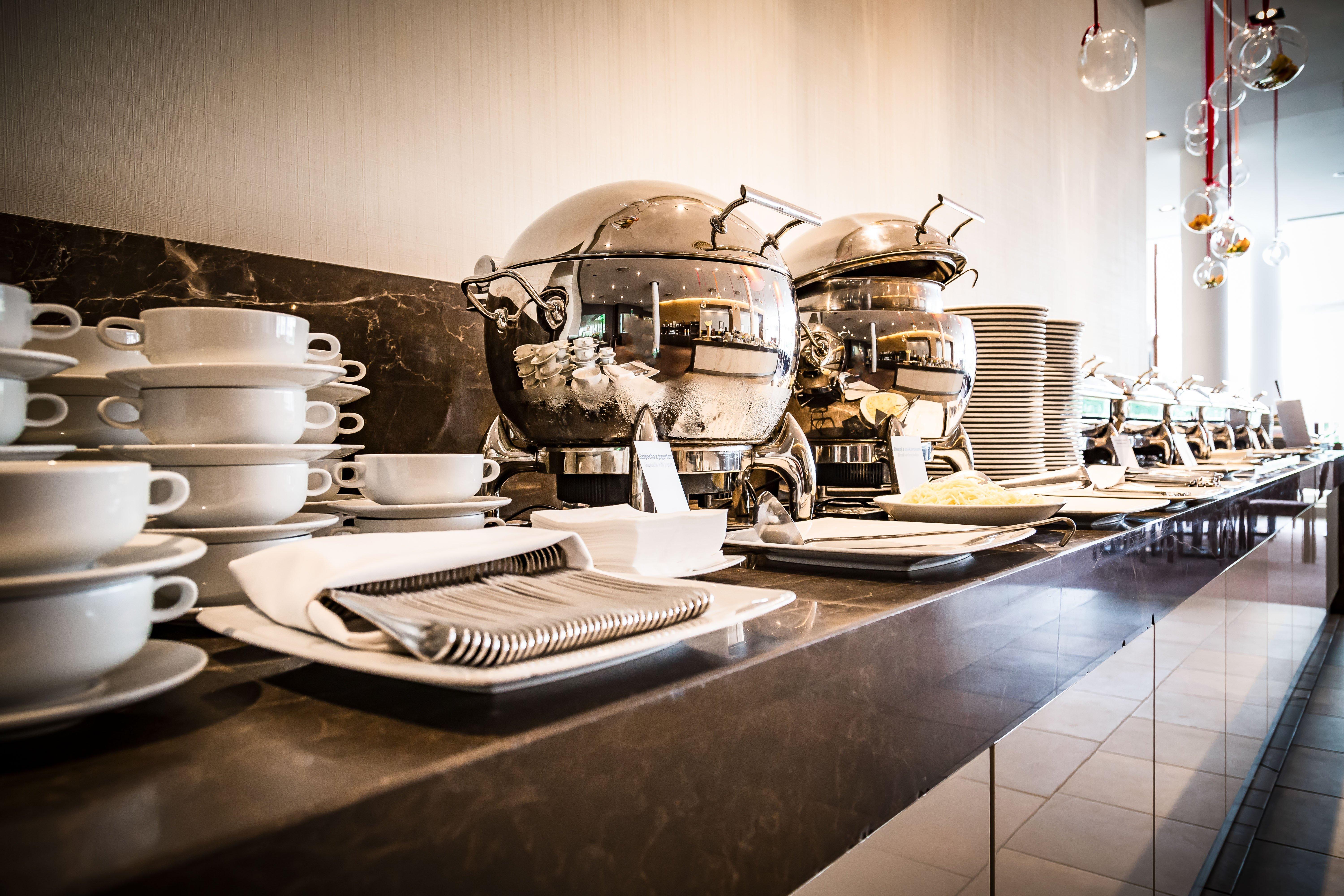 Holiday Inn Resort Warsaw Jozefow By Ihg Екстер'єр фото